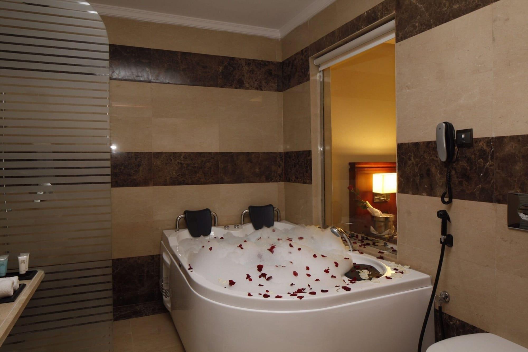 Grand Plaza Hotel - Dhabab Riyadh Exteriör bild